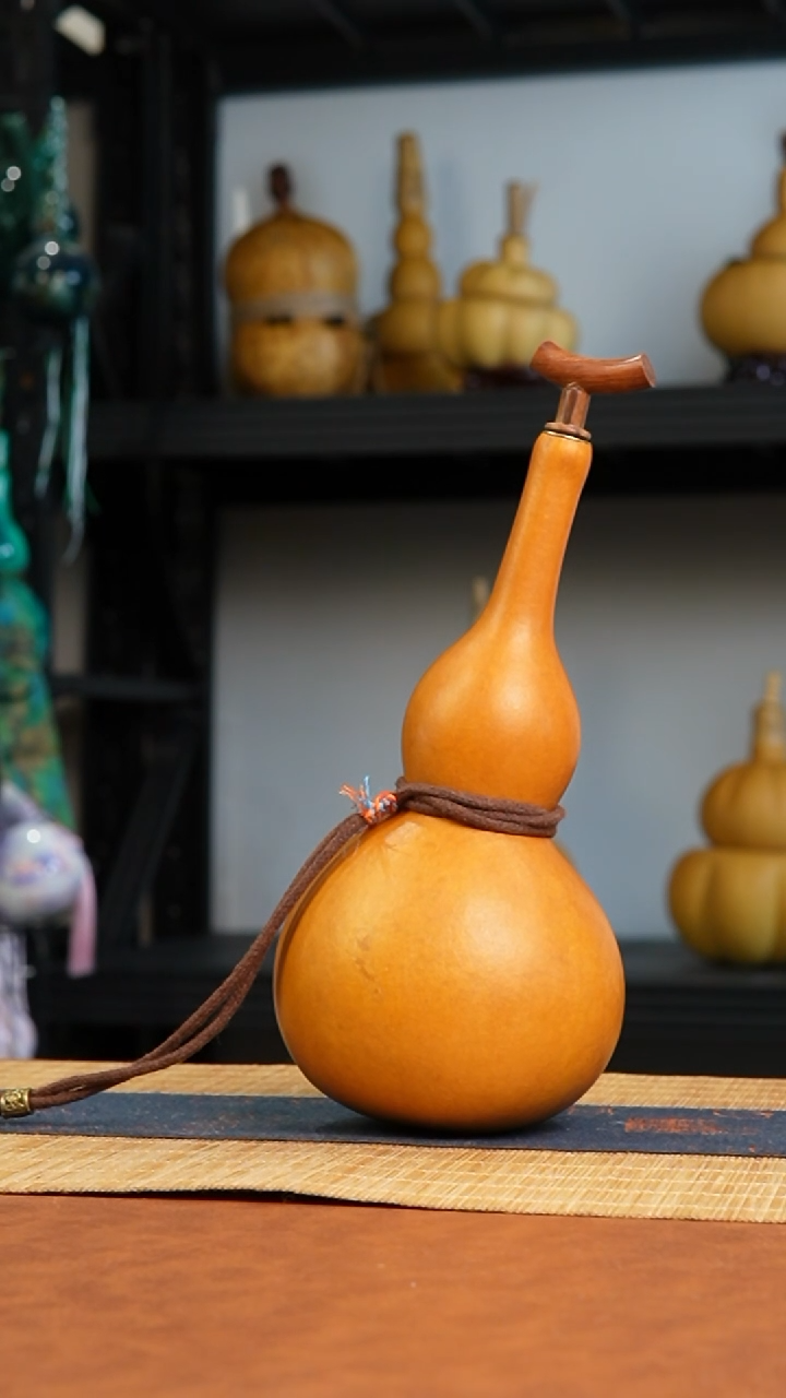 409号 天然热水酒葫芦 一物一拍（有瑕介意勿拍）