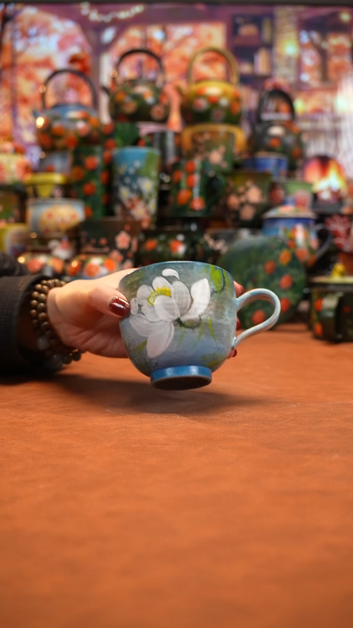 油画    釉下彩   杯子