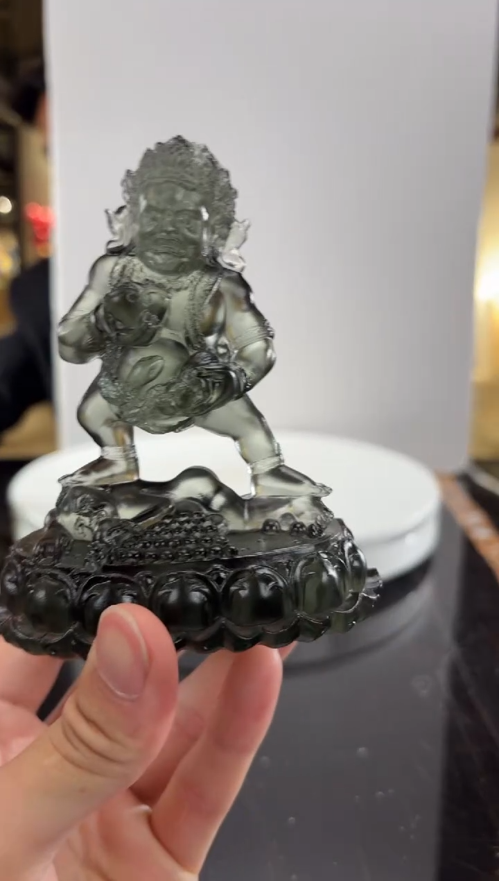 摆件烟灰色小黑财神