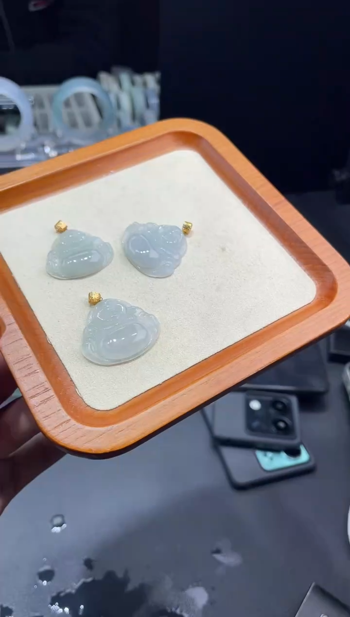 吊坠(不含链)18K金镶嵌翡翠翡翠手镯18k镶嵌佛公一件多样性发货