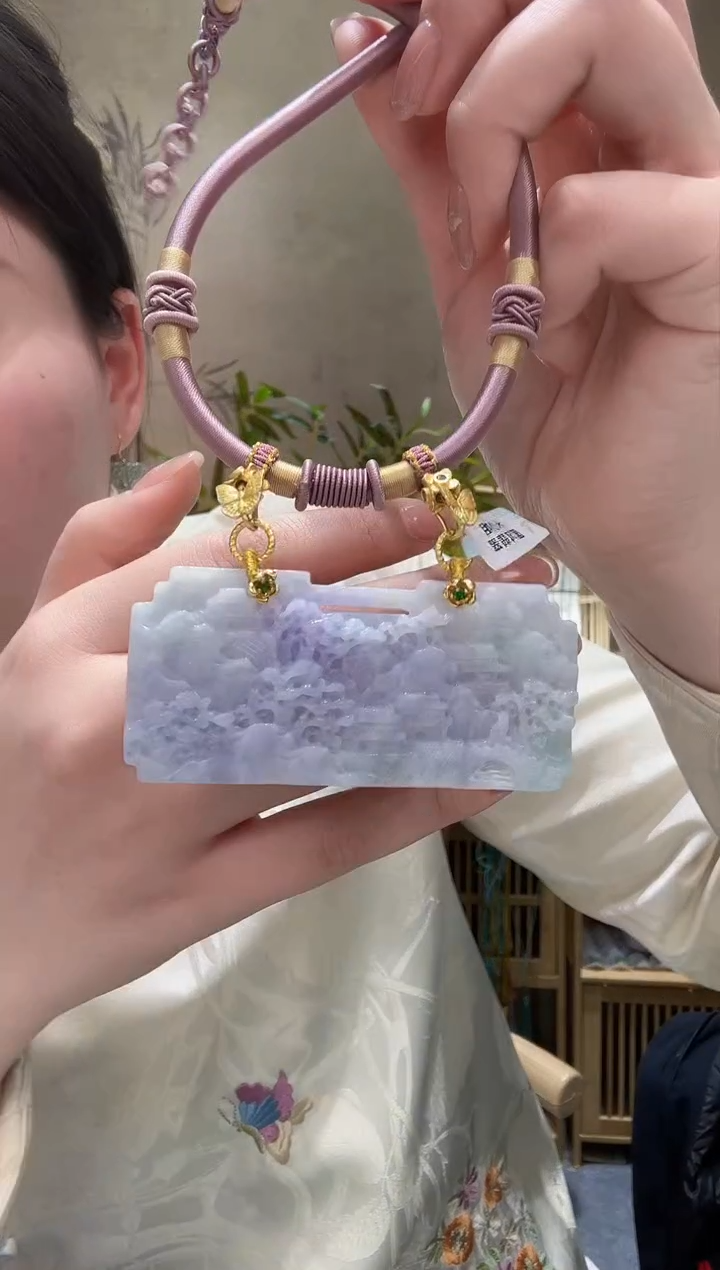 【闪购商品】翡翠颈饰未镶嵌吊坠