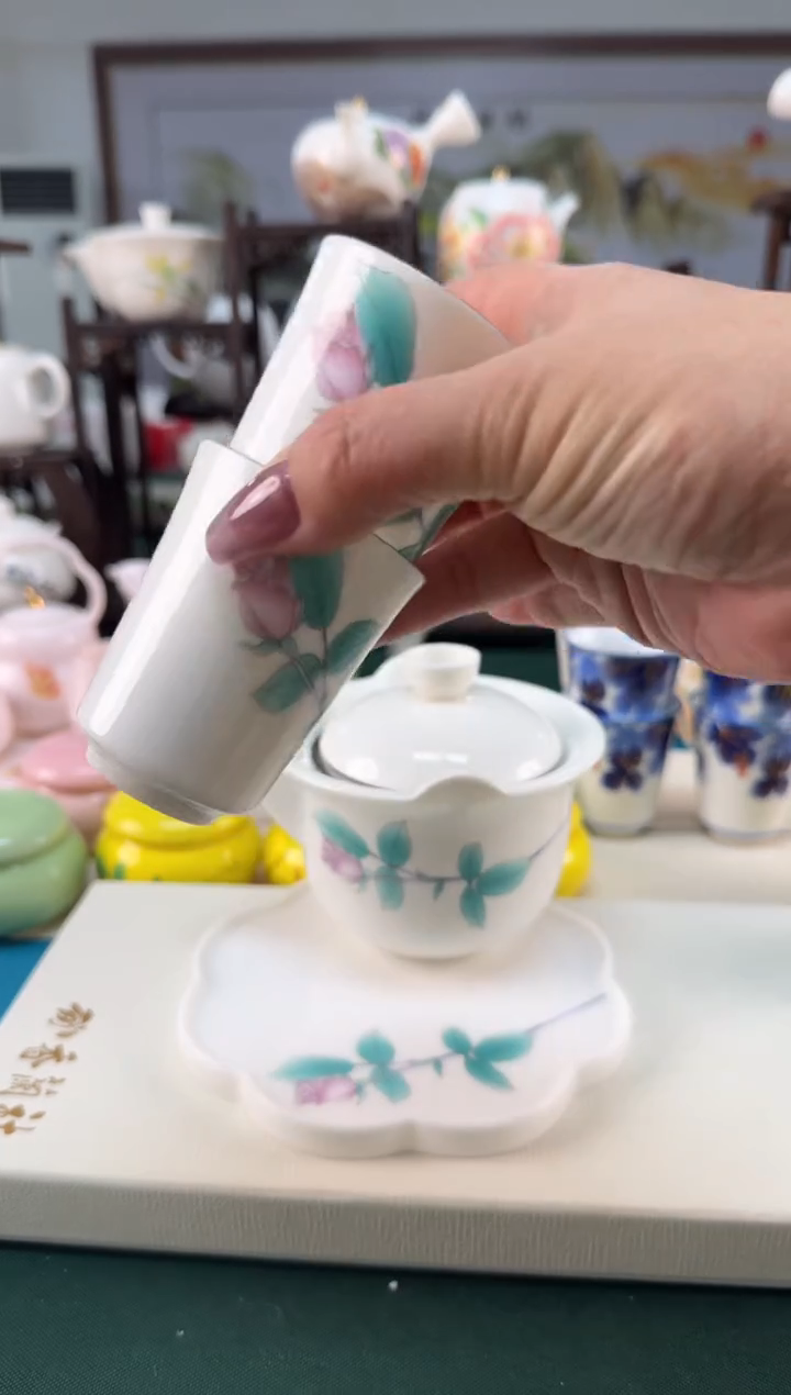 【闪购商品】瓷器 ······.......