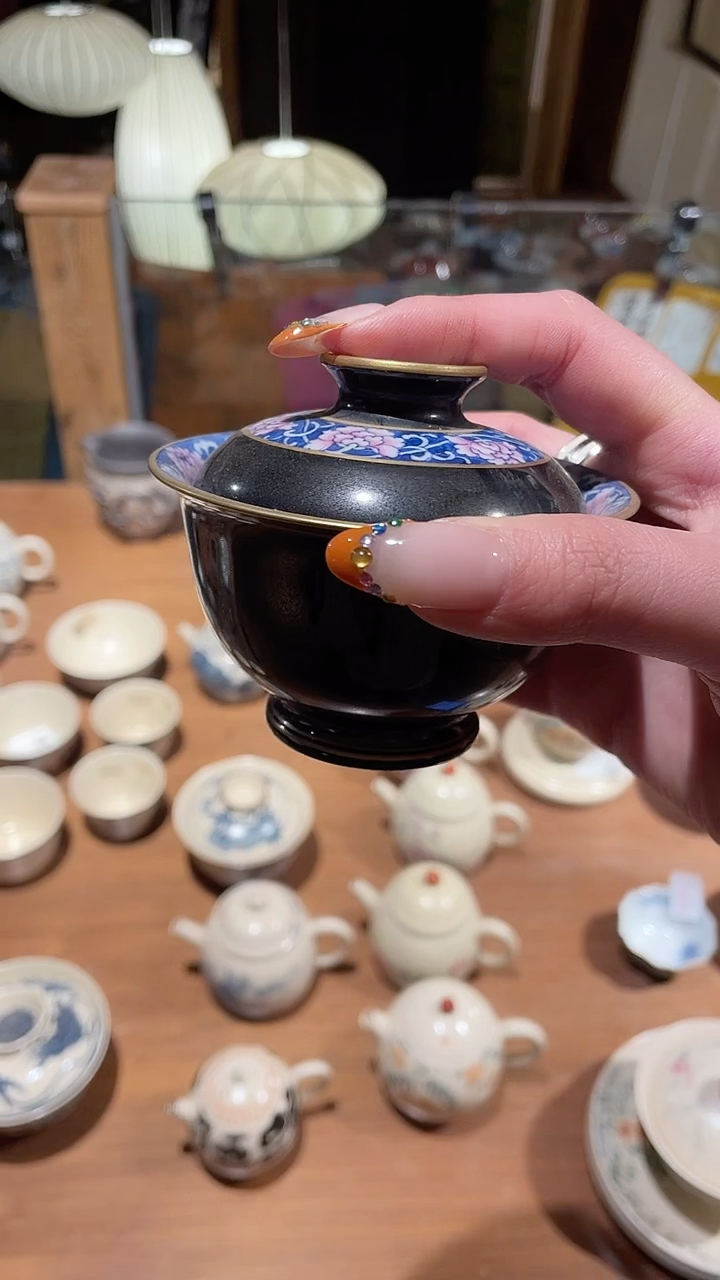 牡丹玄色盖碗-加彩(盖内黑)