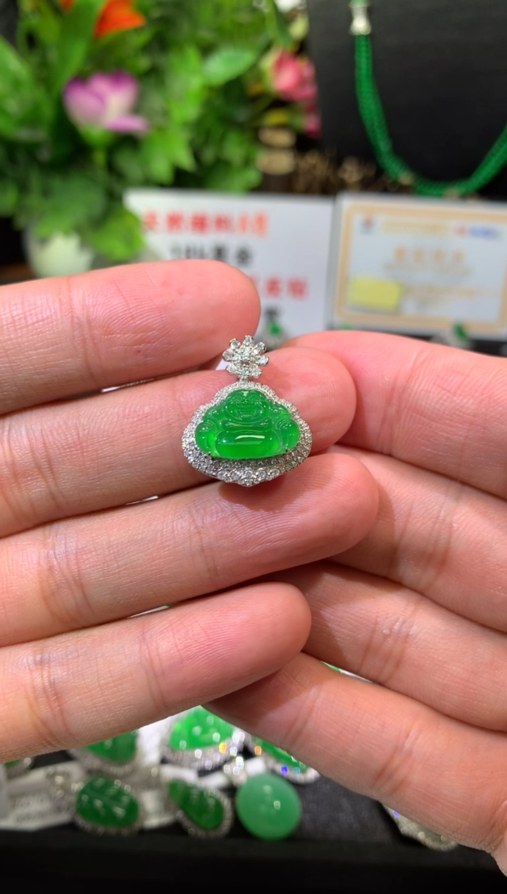 【闪购商品】翡翠颈饰18K金镶嵌佛公