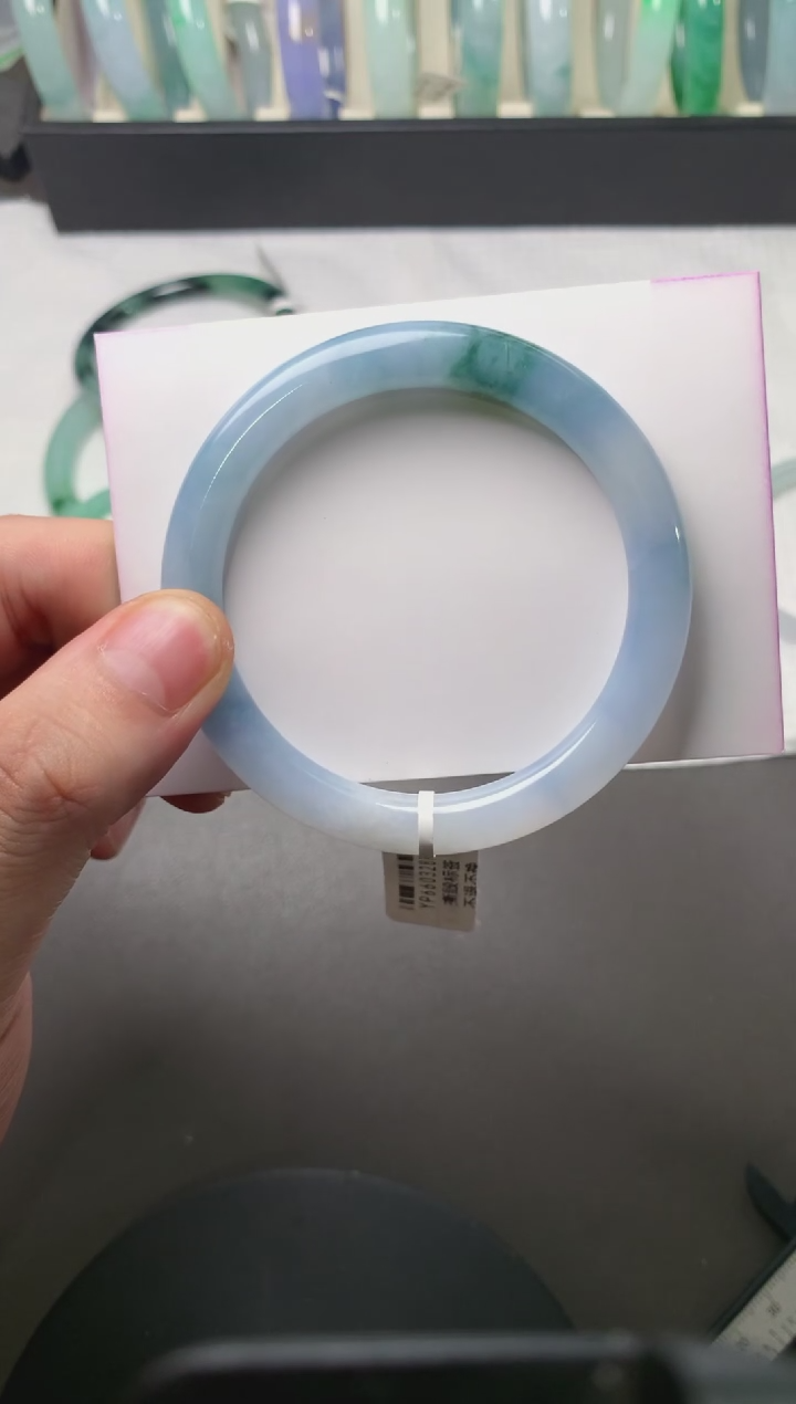 翡翠未镶嵌手镯（圆镯）55*8.0*8.2