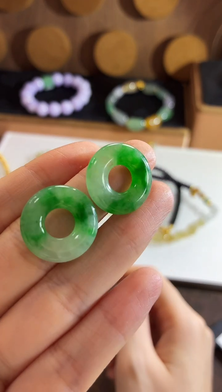 未镶嵌翡翠耳饰耳饰