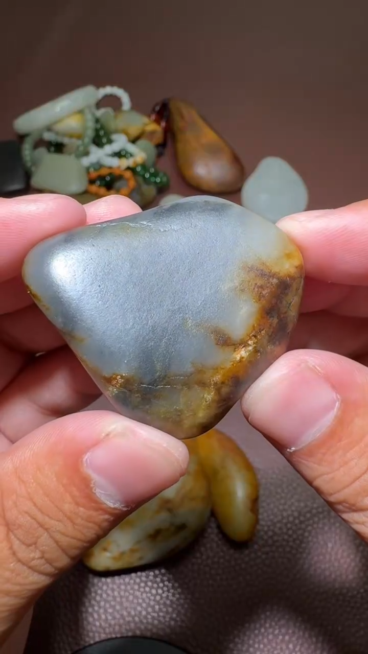 未镶嵌和田玉挂件和田玉