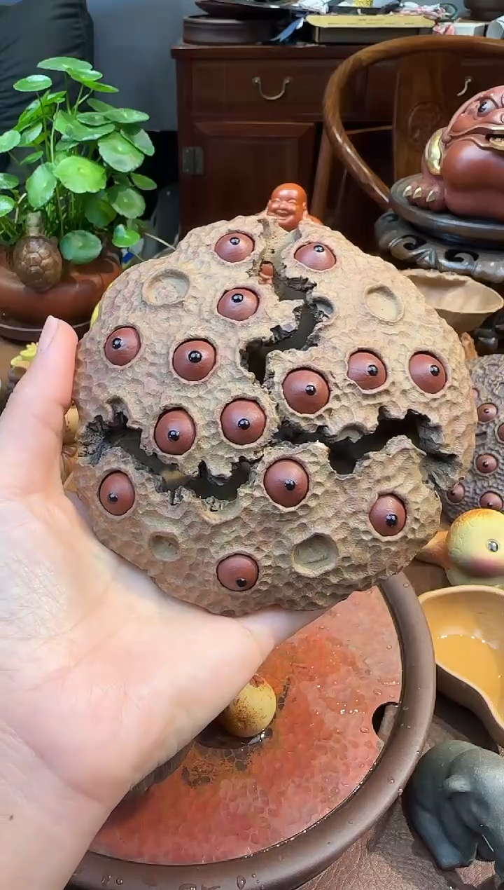 紫砂茶宠段泥大莲蓬