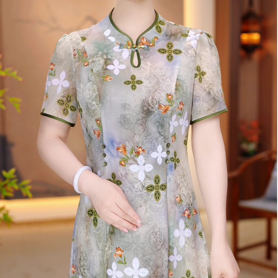 2025年夏季新款时尚气质显瘦高定中老年妈妈装连衣裙