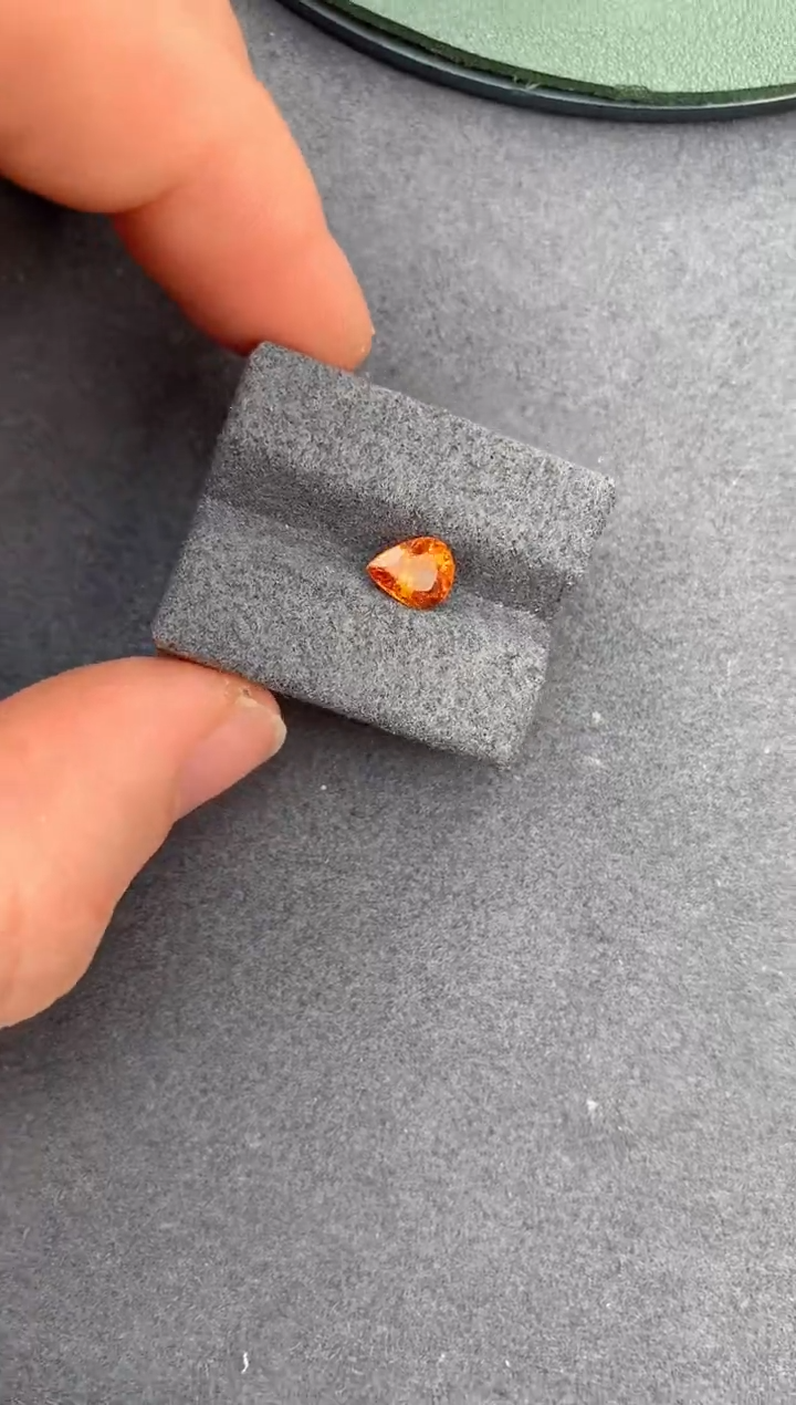 【闪购商品】石榴石（芬达石）裸石未镶嵌1ct芬达