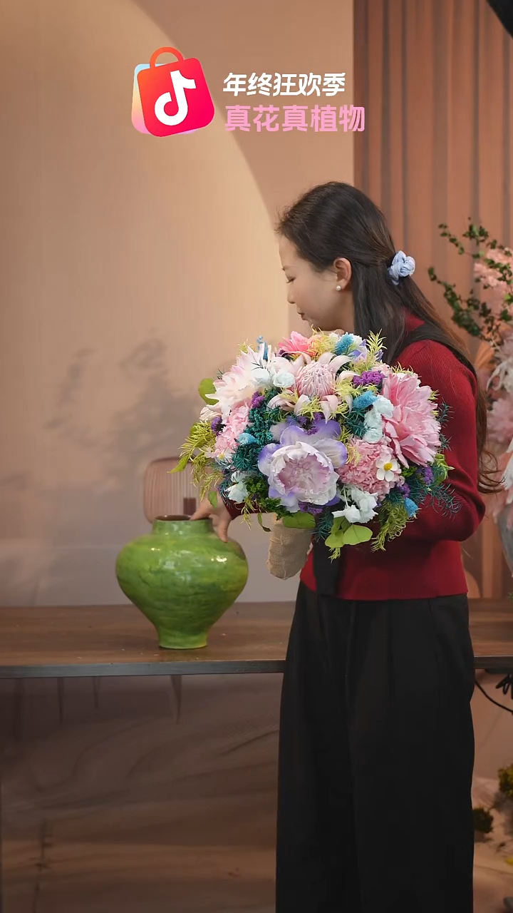 藤：带花瓶+花束一套