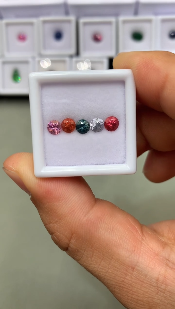 【闪购商品】定制尖晶石裸石未镶嵌圆切 一盒5/P 1.53ct
