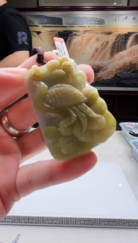 翡翠未镶嵌吊坠(不含链)122