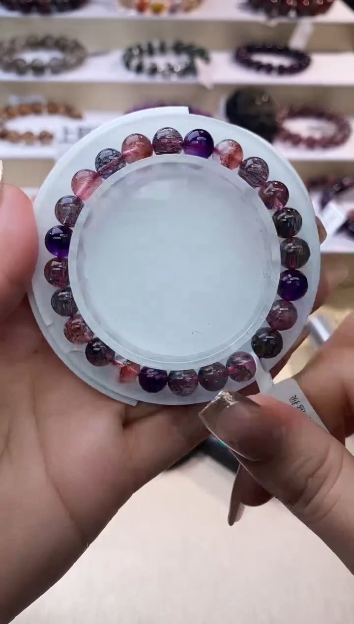 【闪购商品】水晶手链未镶嵌黑加仑超七7m+