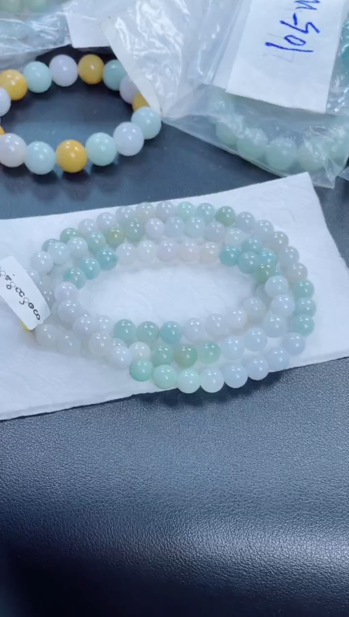定制翡翠未镶嵌珠串