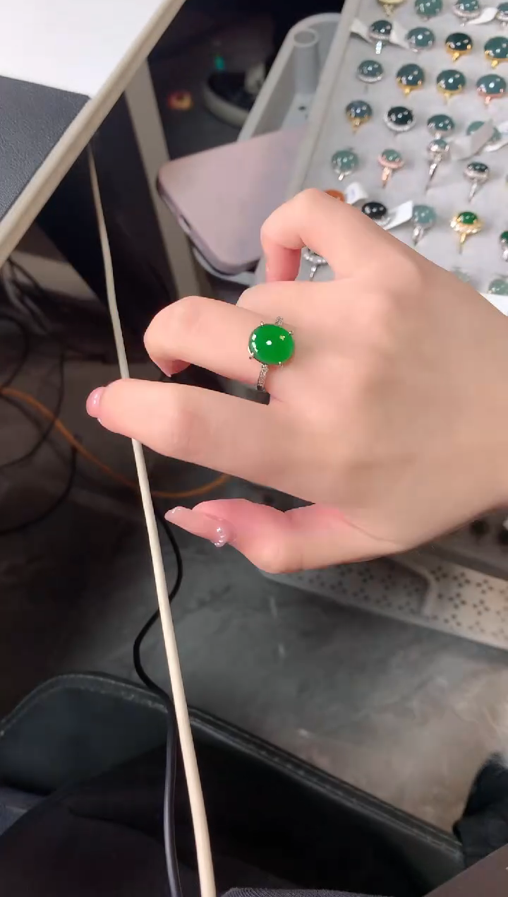 【闪购商品】翡翠戒指银S925镶嵌52141