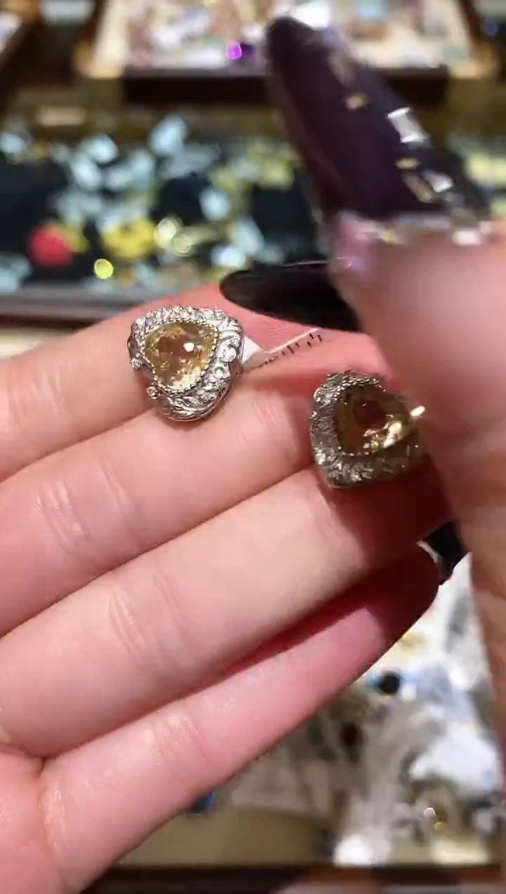 纯铜合金琉璃楚楚珠宝中古甄选不退换