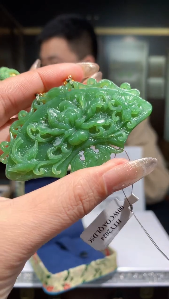 【闪购商品】定制和田玉Boss阳天然和田玉（拍一发一）