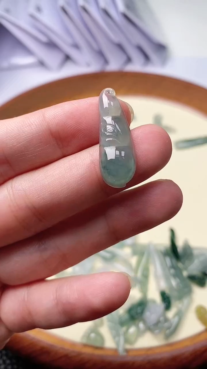 【闪购商品】翡翠挂件未镶嵌豆子