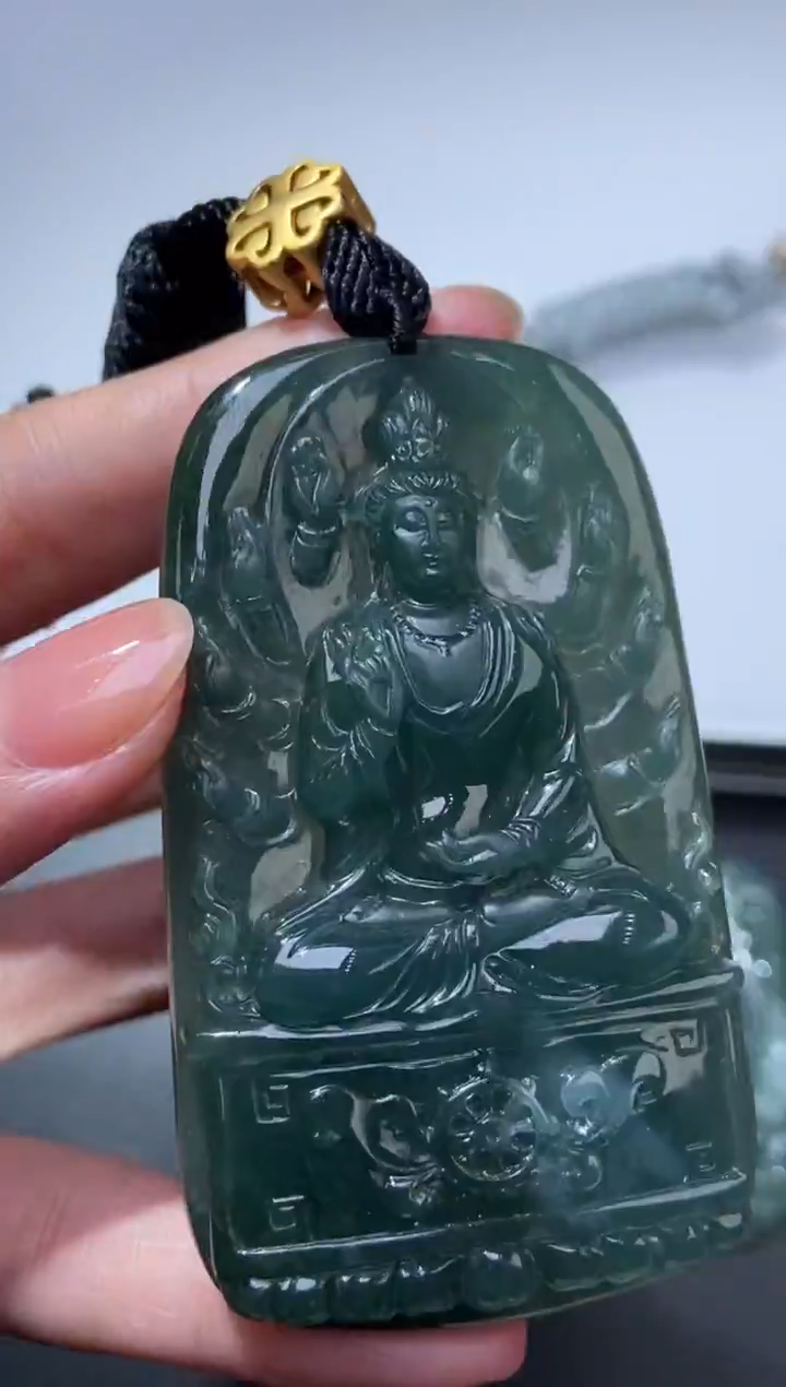 未镶嵌挂件翡翠377388  多人