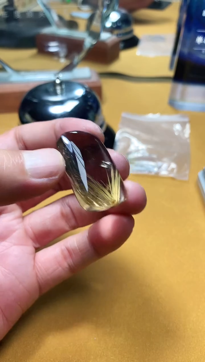 【闪购商品】发晶吊坠(不含链)未镶嵌钛晶