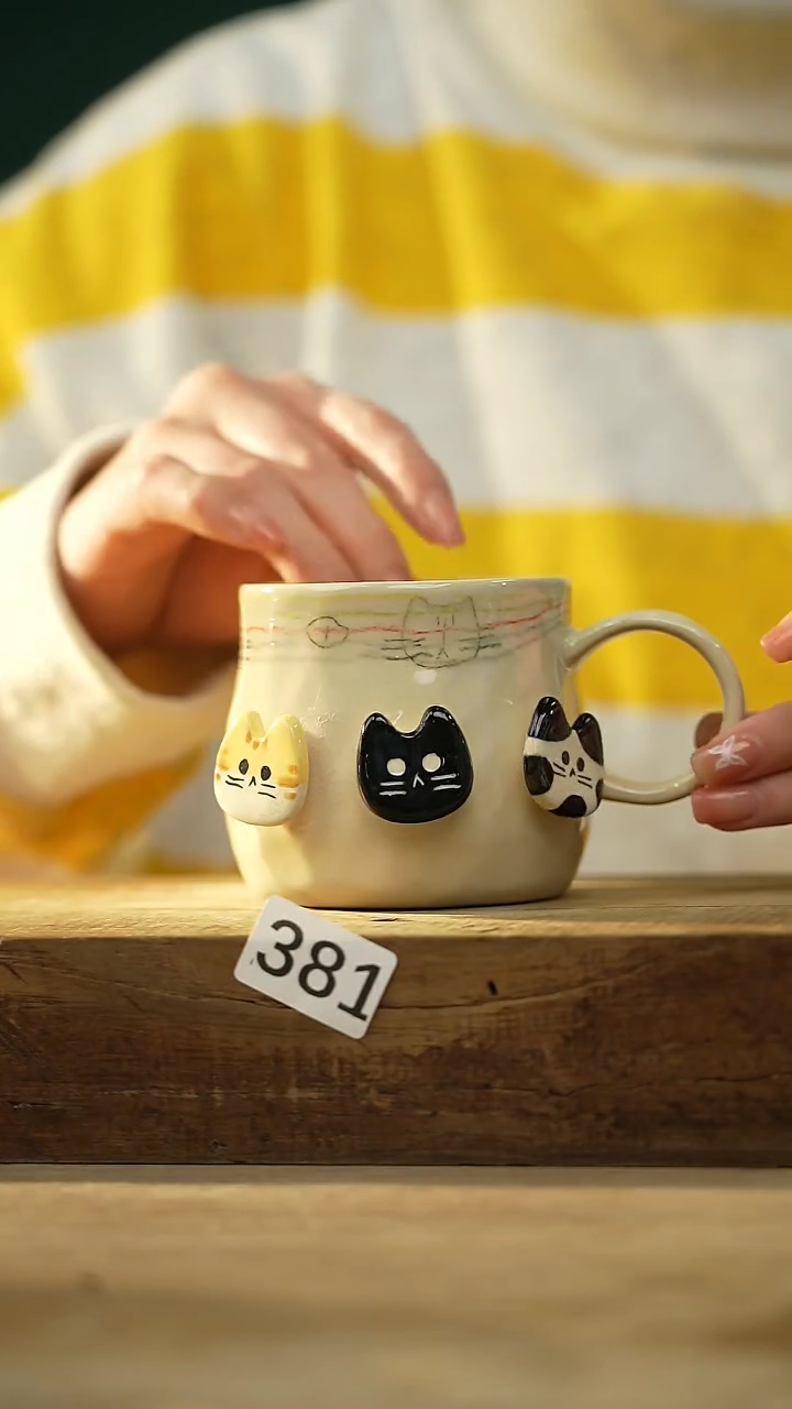 【闪购商品】瓷片新品！设计师手捏转纽小猫