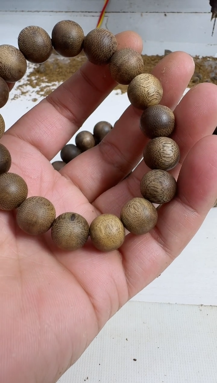 【闪购商品】沉香手串乌身1.3规格单圈12克