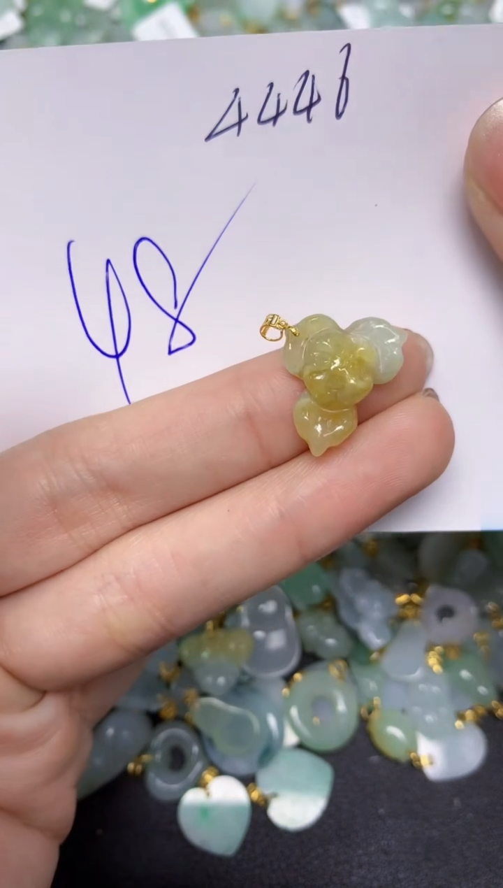 【闪购商品】翡翠颈饰18K金镶嵌天然翡翠A货