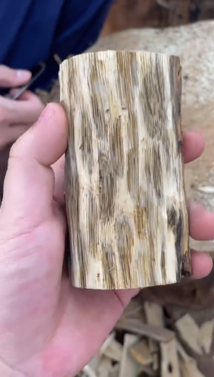 沉香沉香碎屑棋楠沉香 原料文创 （镂空）