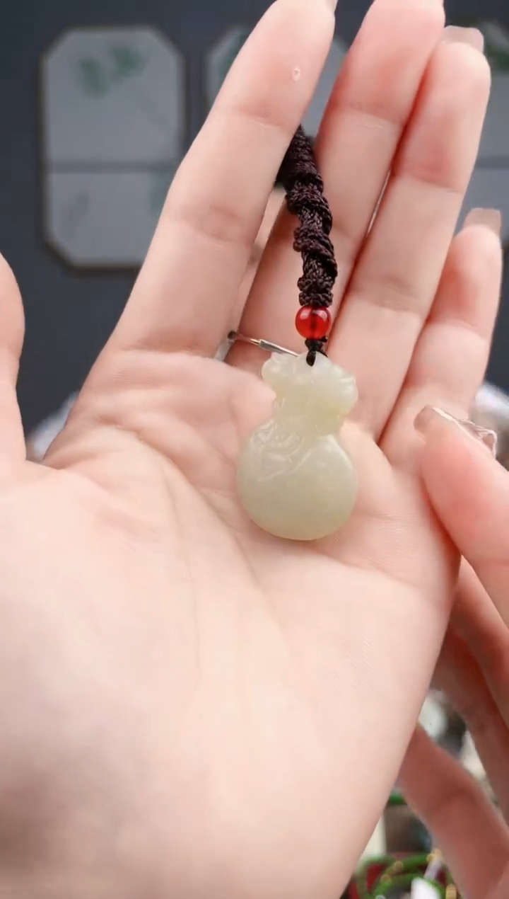 【闪购商品】和田玉颈饰未镶嵌多样性发货拍一单发一个