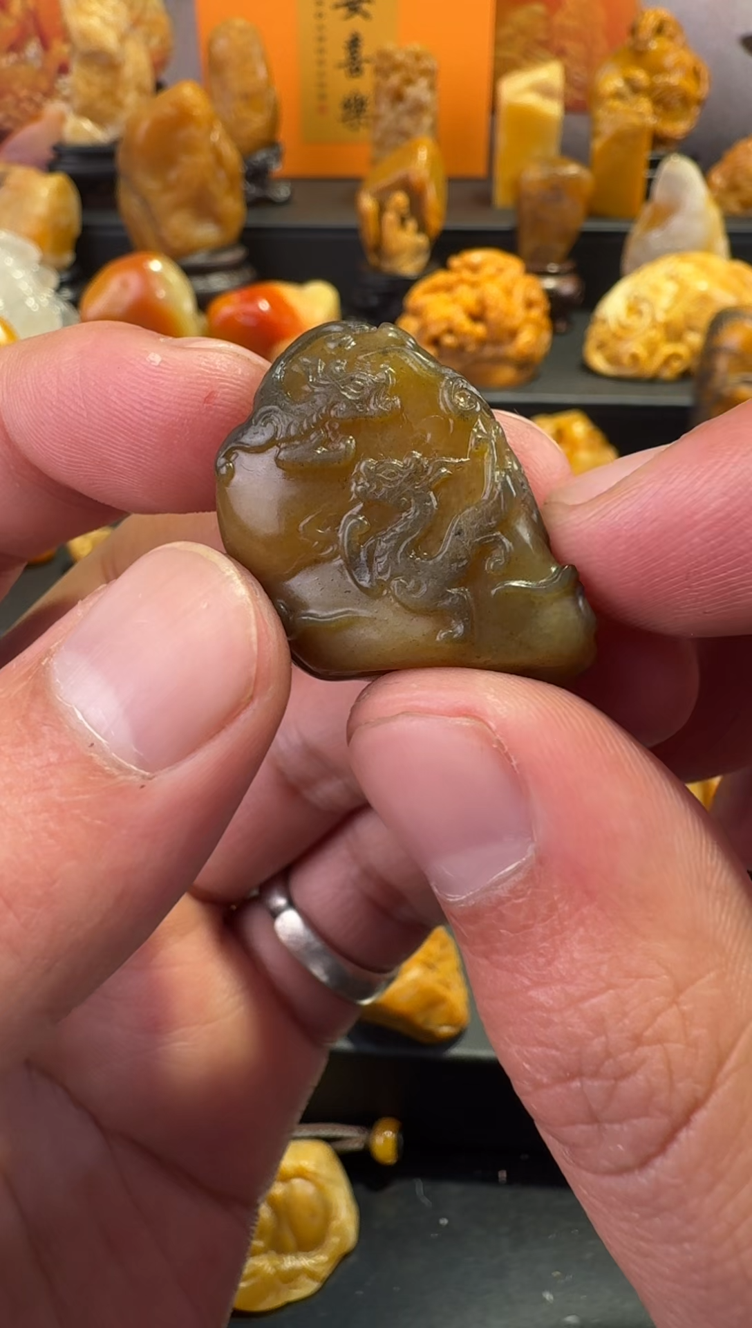 【闪购商品】田黄石半知田黄直播间