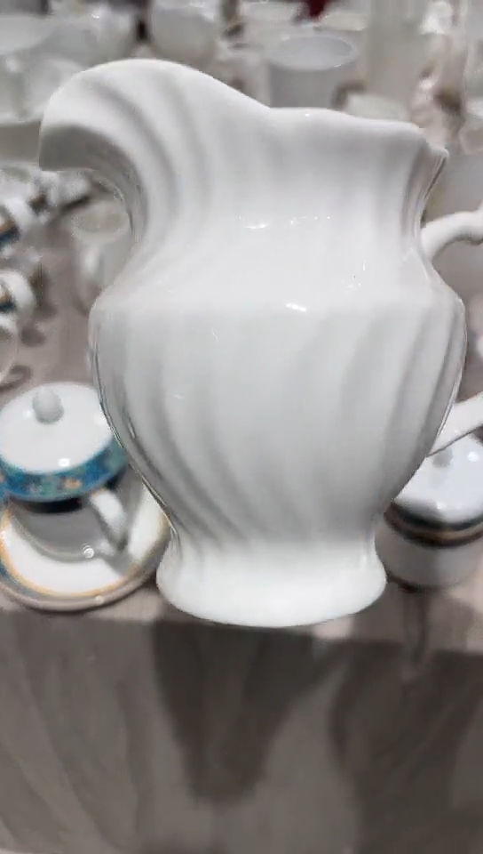 瓷奶杯1个隆达骨瓷