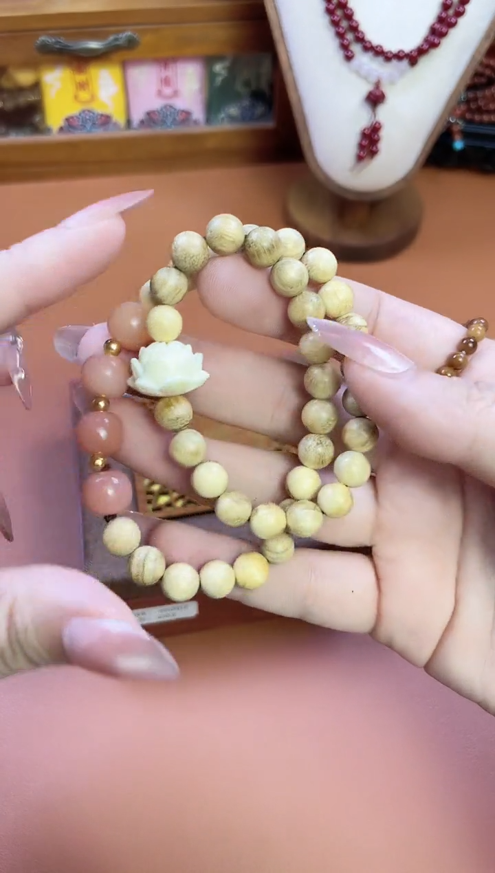 非洲檀香无事牌菩提木质串珠手串/多发性其一/不带盒子