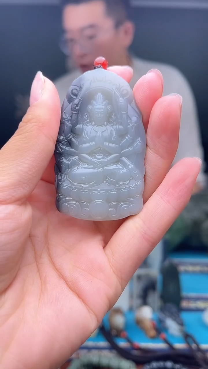 未镶嵌和田玉挂件1