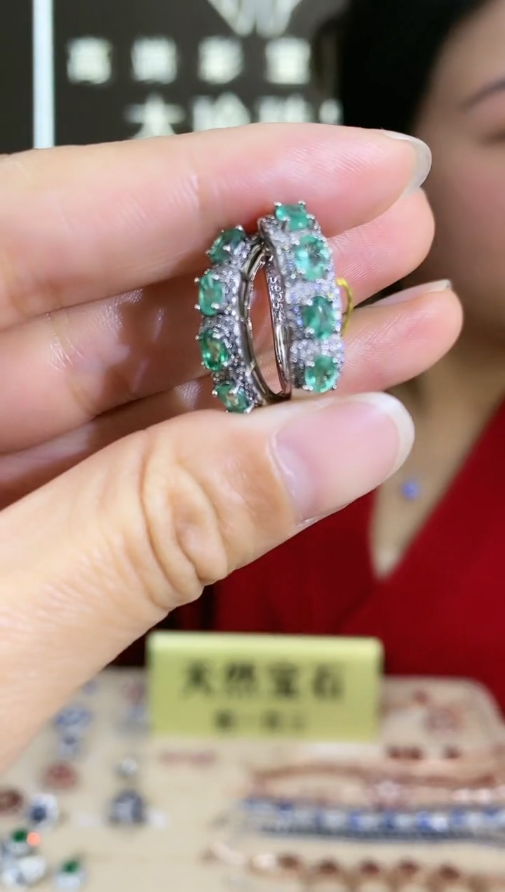 【闪购商品】祖母绿耳饰·银S925镶嵌耳饰