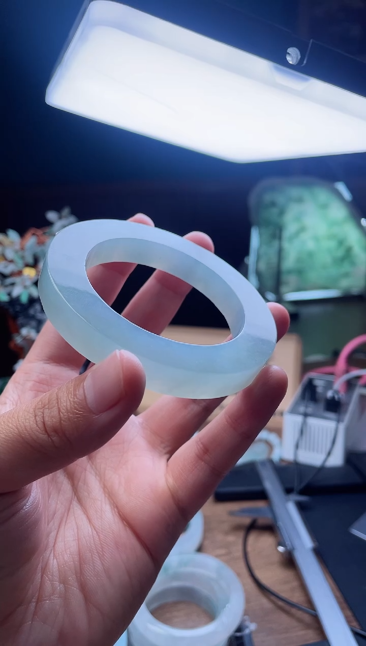 【闪购商品】定制翡翠手镯未镶嵌定制