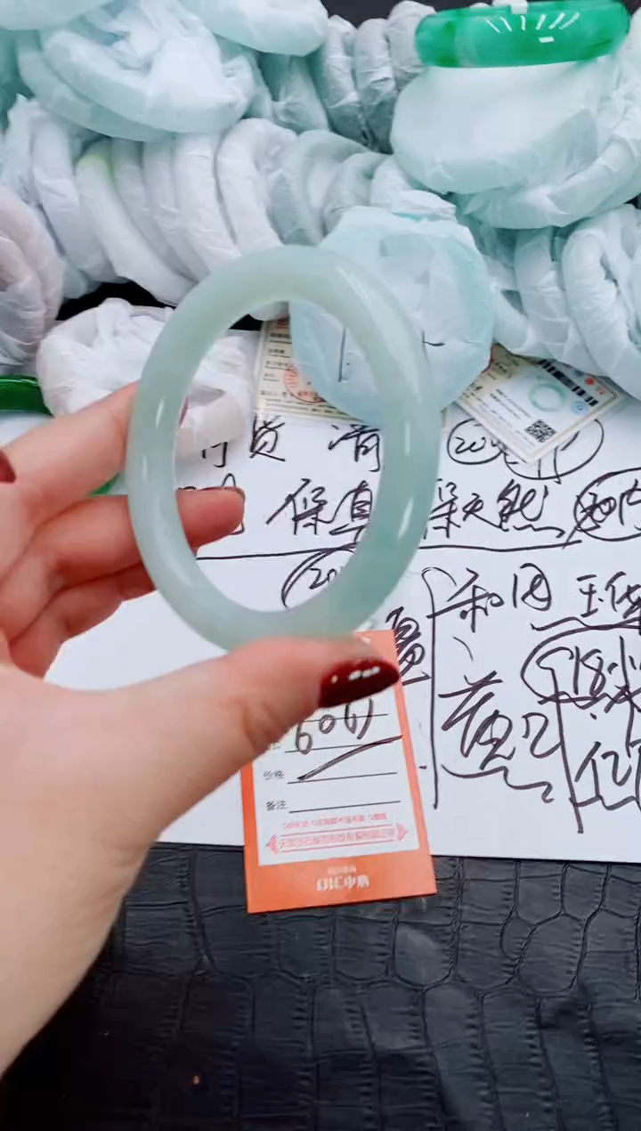 【闪购商品】石英质玉手镯未镶嵌S224-60-61
