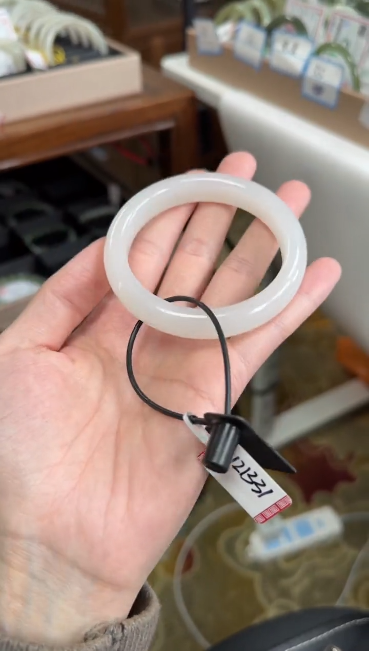 未镶嵌手镯和田玉59