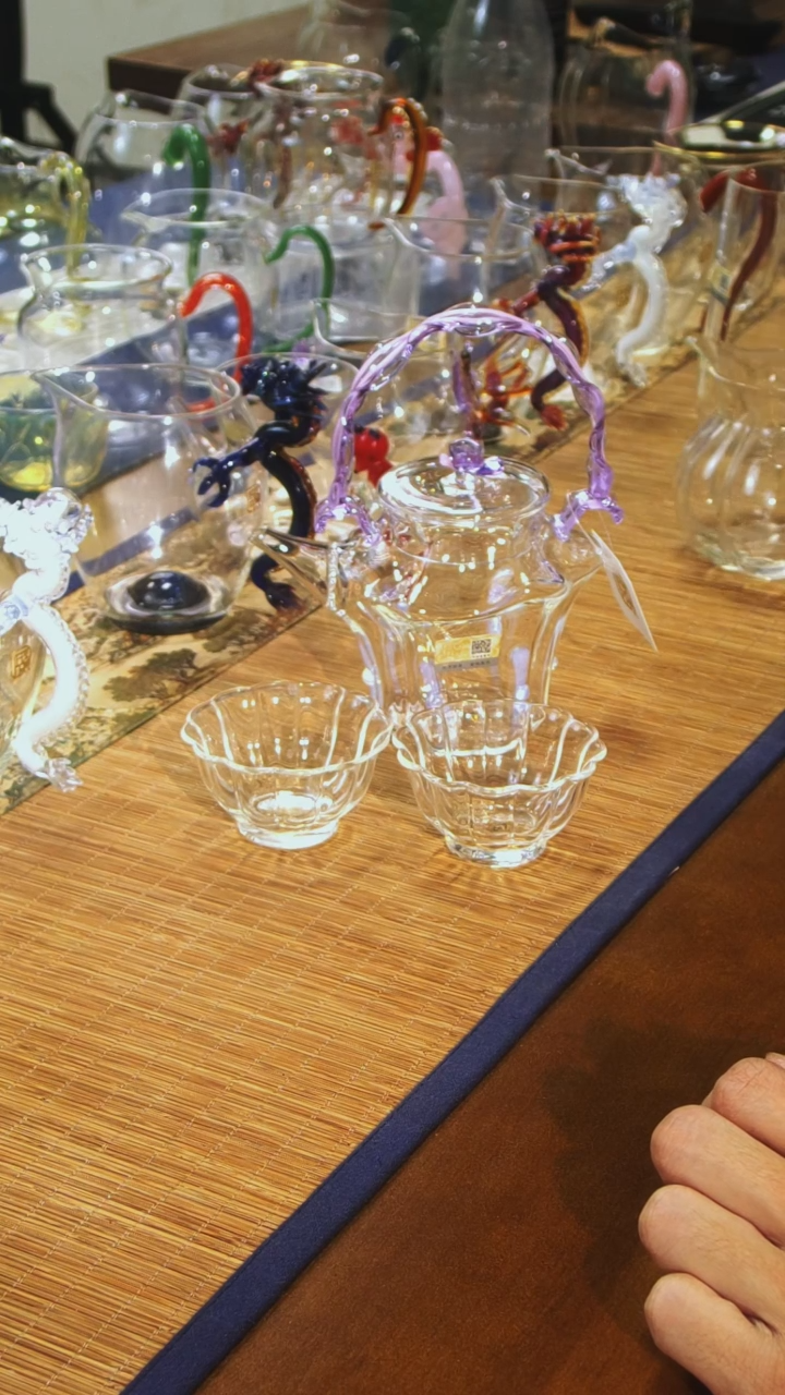 【闪购商品】幽梦提梁壶紫色加花瓣品杯两只晶焱金标