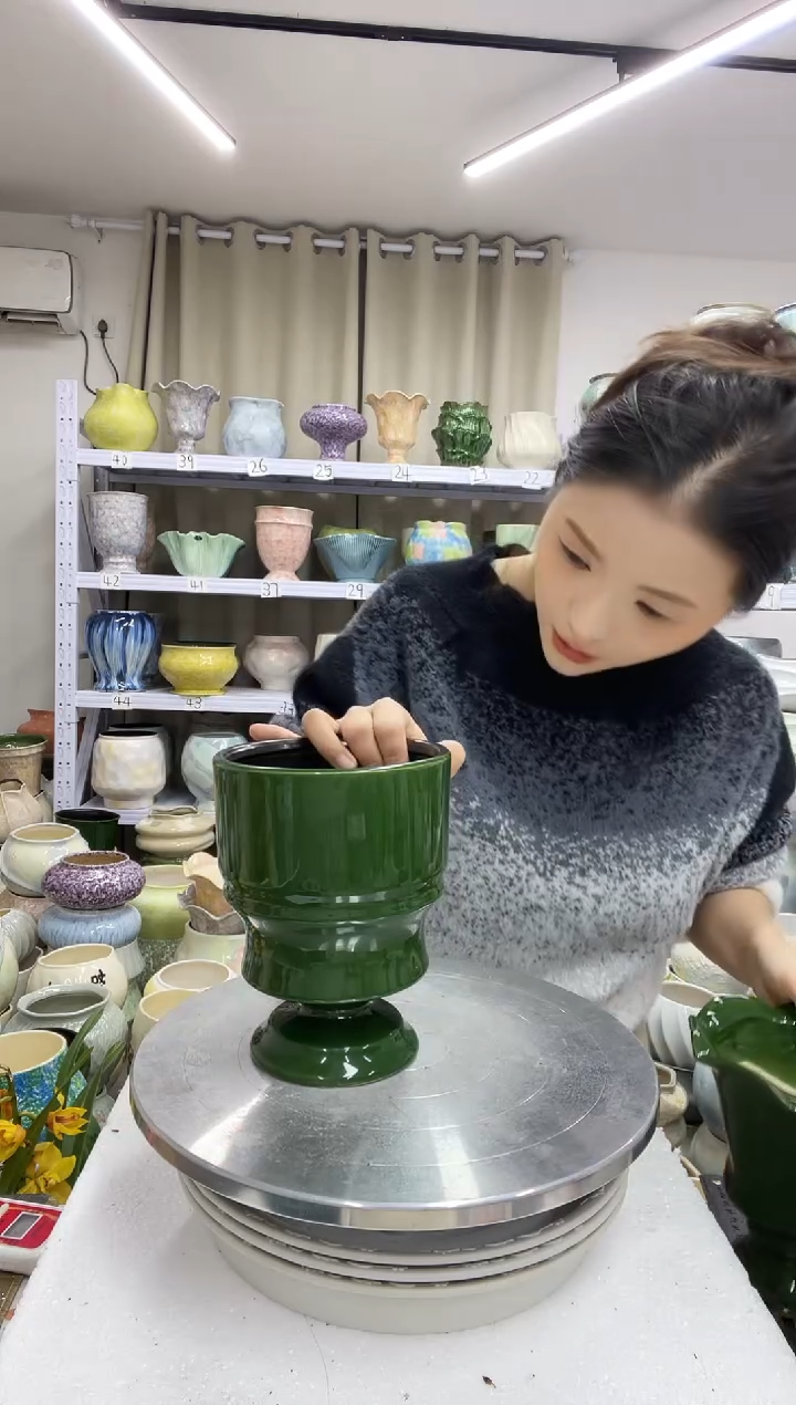 【12.26】花盆链接 高：  17口：12