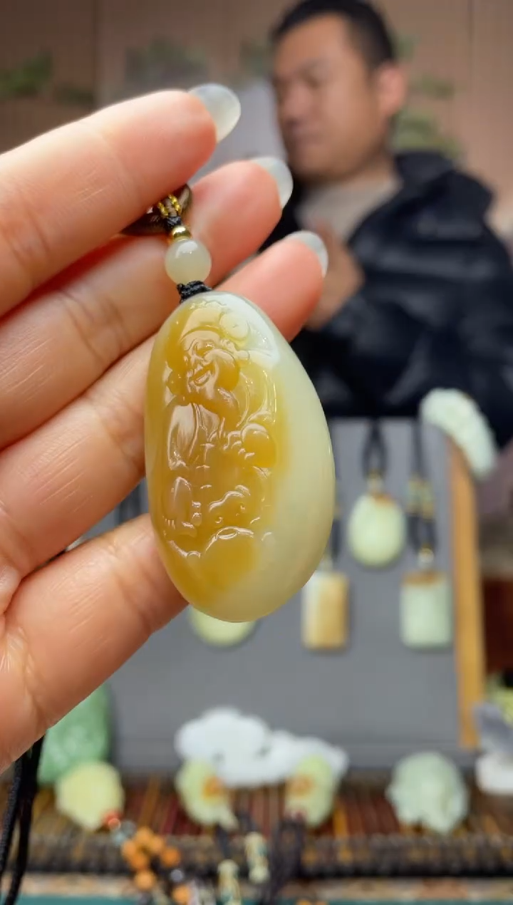 颈饰未镶嵌和田玉拍一发一