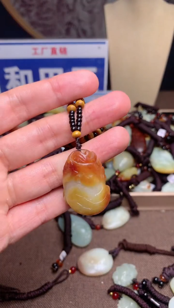 【闪购商品】和田玉颈饰未镶嵌1