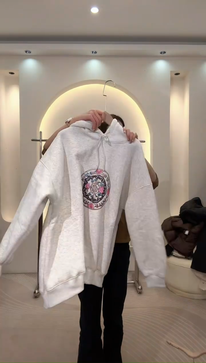 56号一件均码衣服