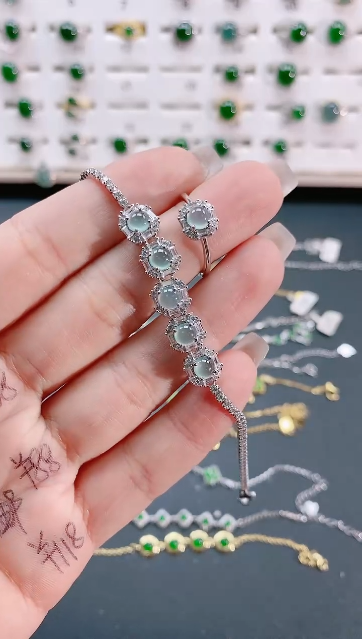 【闪购商品】翡翠手链银S925镶嵌天然翡翠