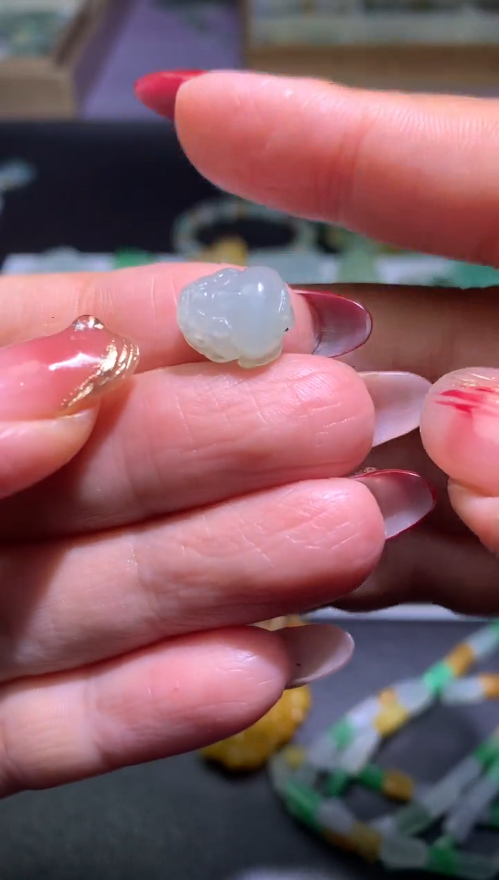 【闪购商品】定制翡翠未镶嵌毛货