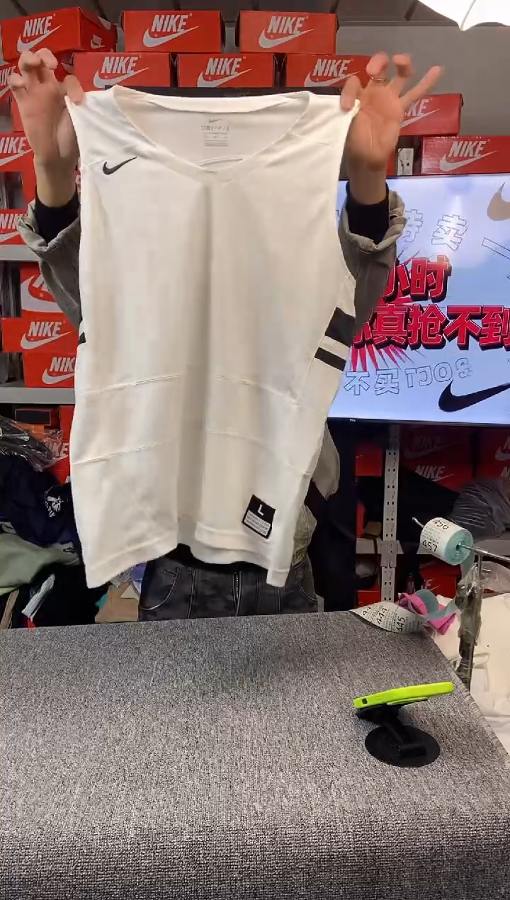 438编码 NIKE/耐克 直播间过款为准 三件短袖