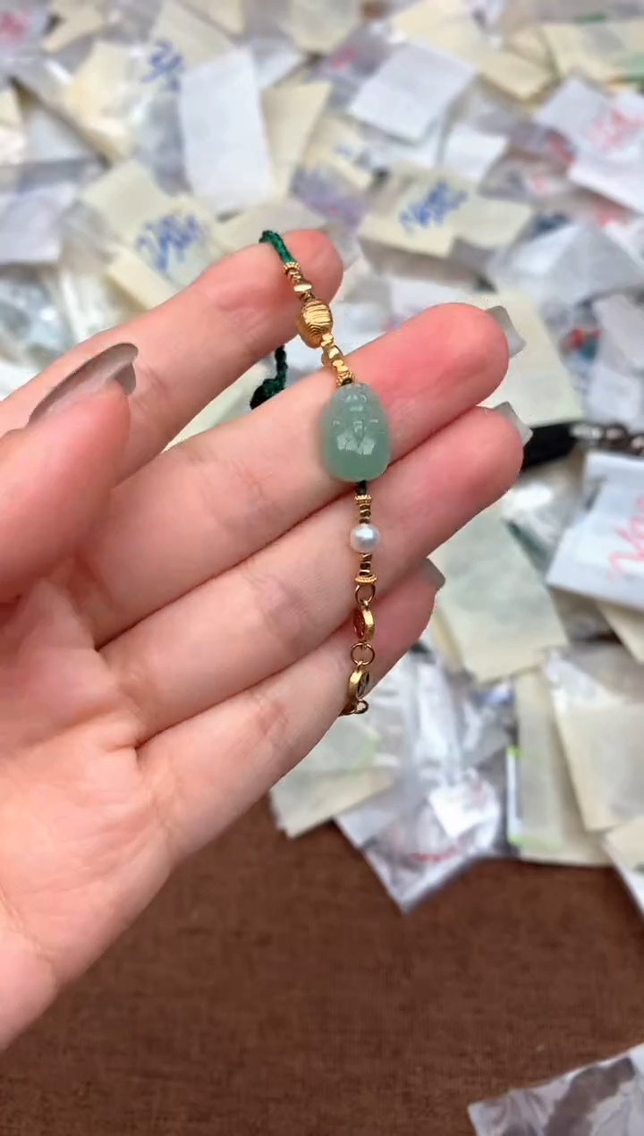 未镶嵌挂件翡翠—