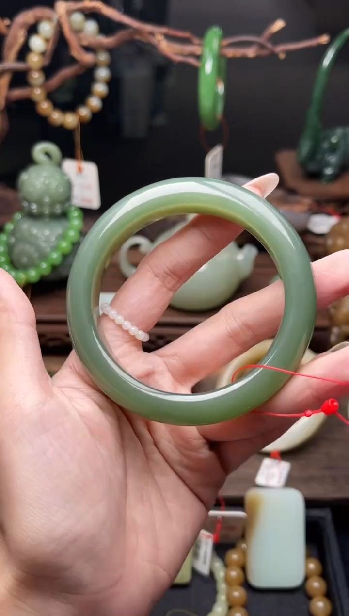 和田玉手镯未镶嵌青海湖水绿 58圈9009060
