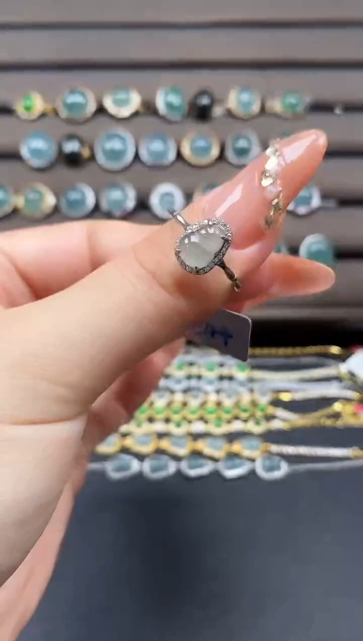 翡翠戒指银S925镶嵌天然翡翠多样性发货