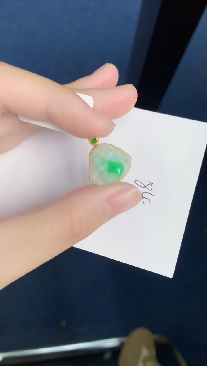 【闪购商品】翡翠颈饰18K金镶嵌000000000